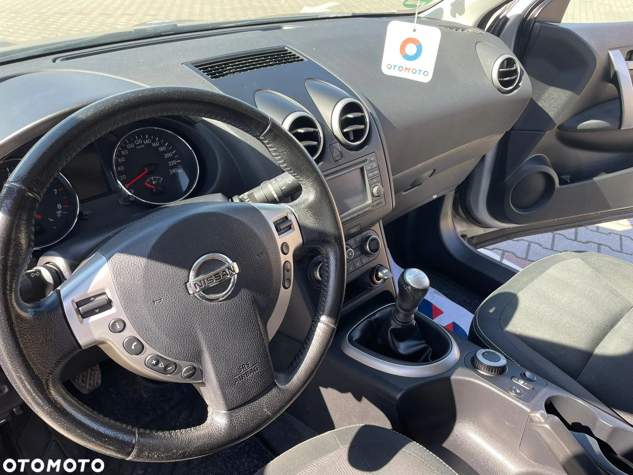 Nissan Qashqai 2.0 4 x 4 visia - 18
