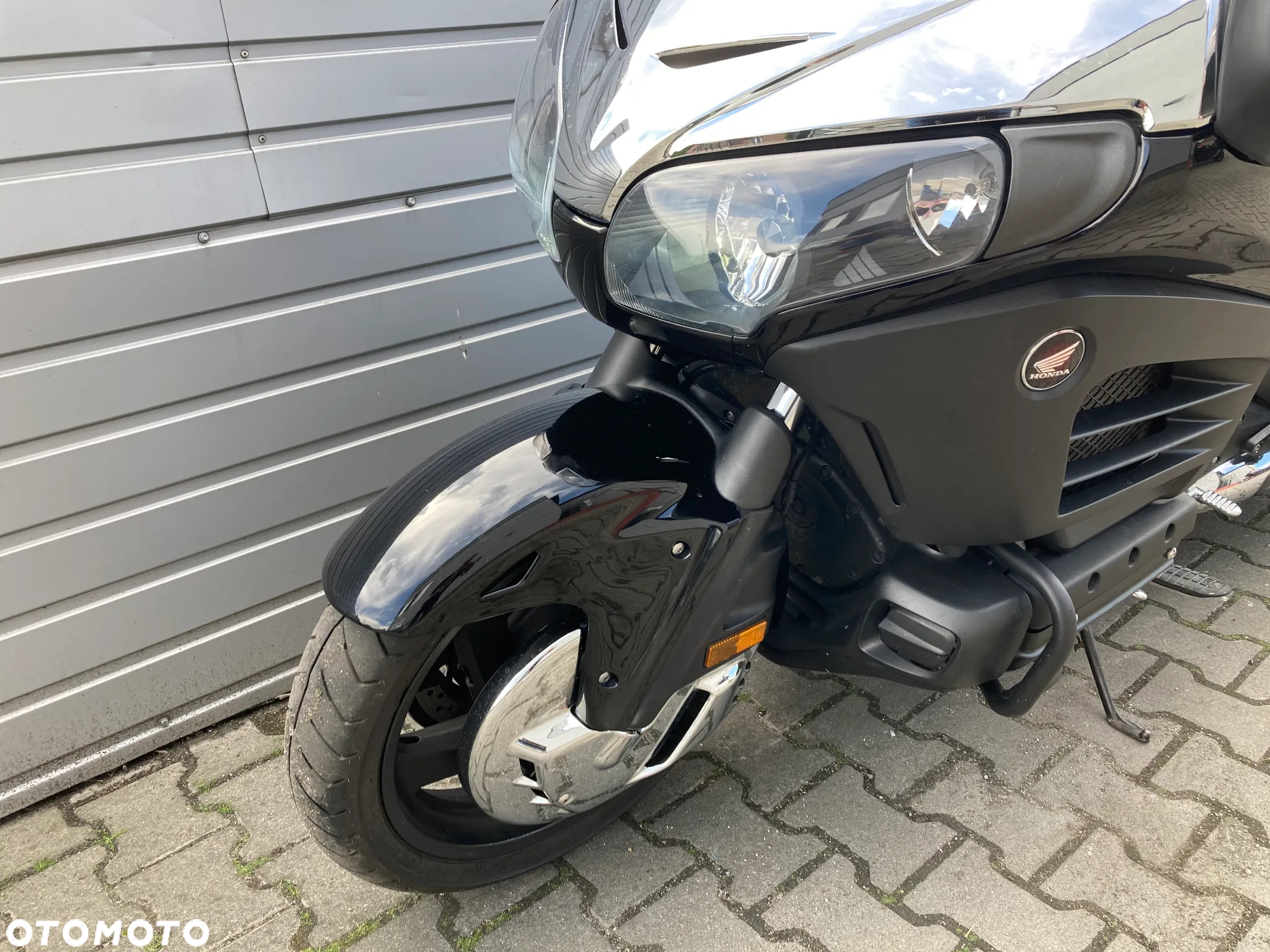 Honda GL - 5