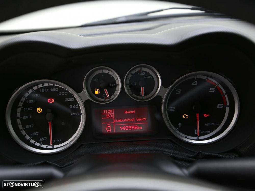 Alfa Romeo MiTo - 15