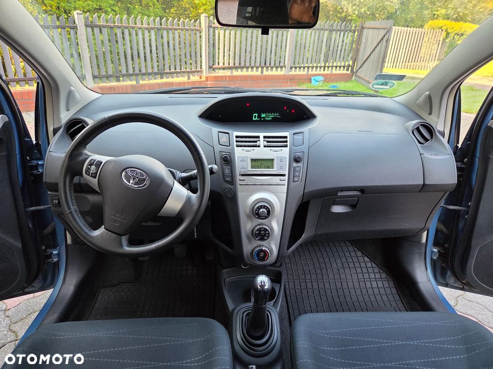 Toyota Yaris - 29