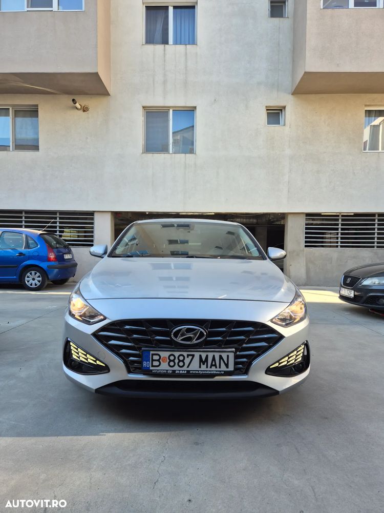 Hyundai i30 Fastback 1.5 T-GDI MHEV 160CP 7DCT Highway - 2
