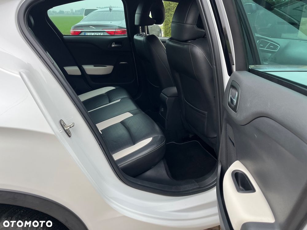 DS Automobiles DS 4 - 28