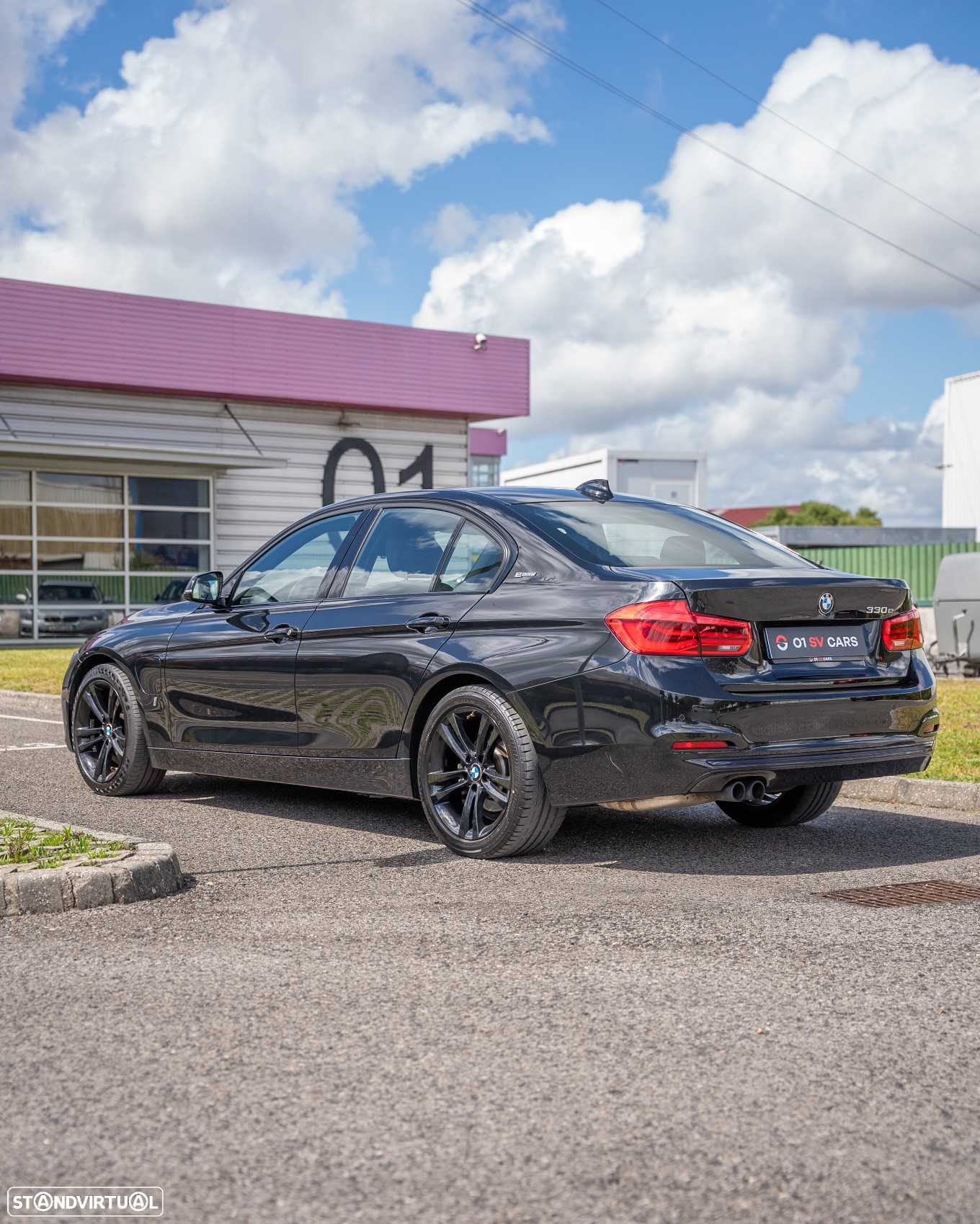BMW 330 - 12