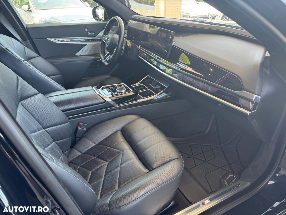 BMW Seria 7 740d xDrive MHEV - 7