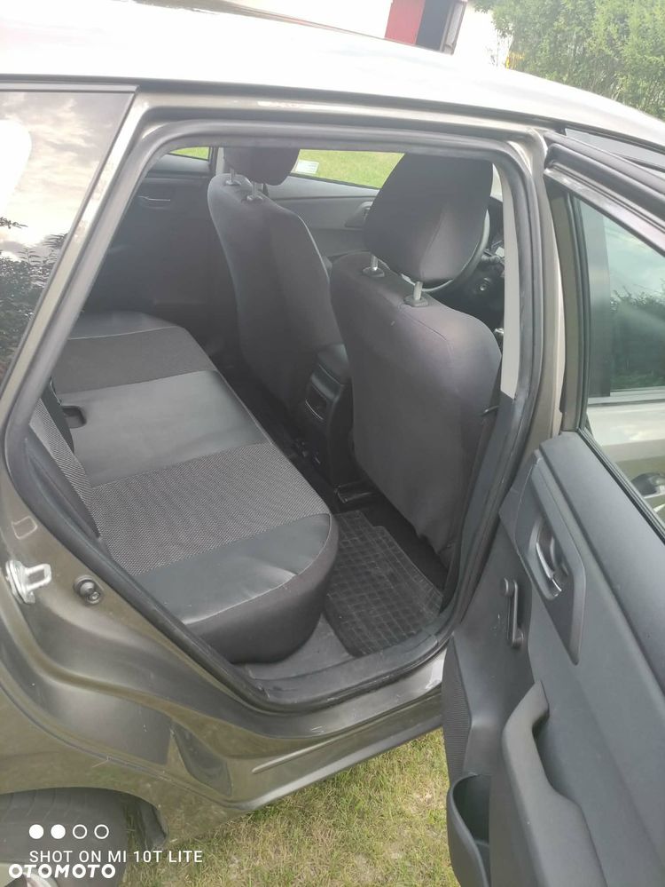 Toyota Auris 1.33 VVT-i Active - 15