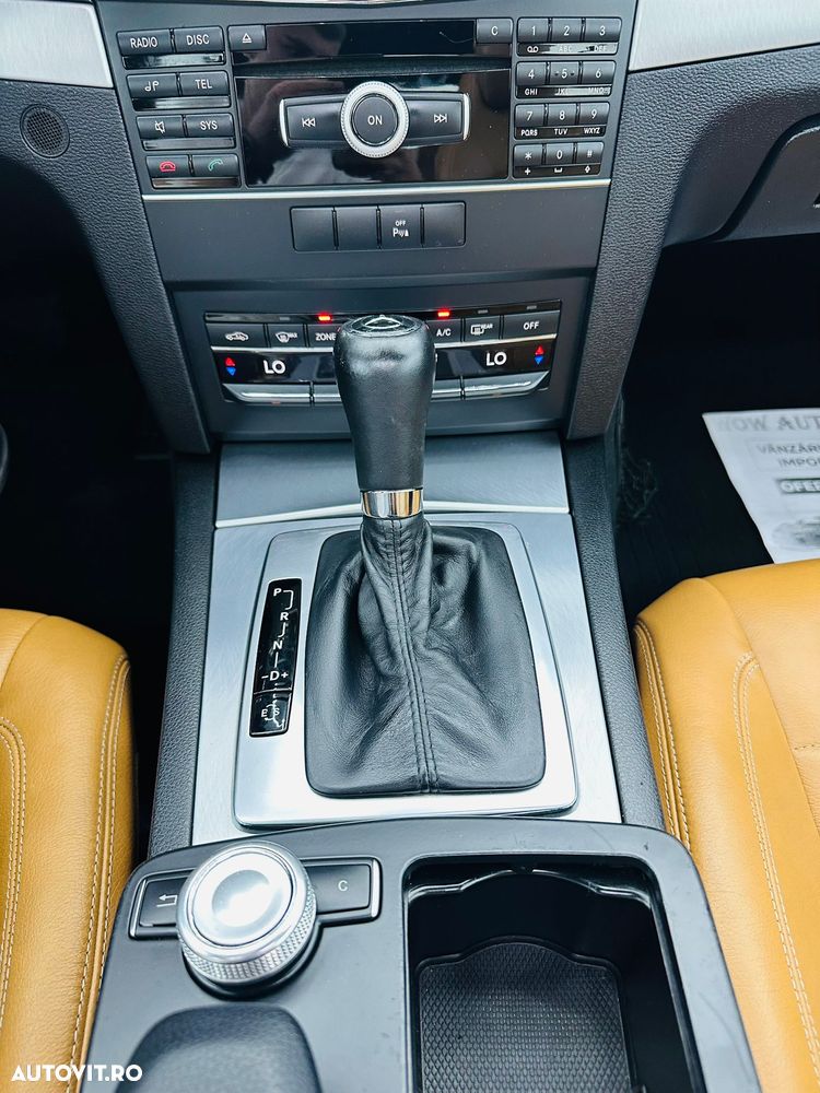 Mercedes-Benz E 220 CDI DPF BlueEFFICIENCY 7G-TRONIC Avantgarde - 24