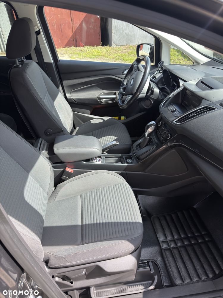 Ford Grand C-MAX - 8