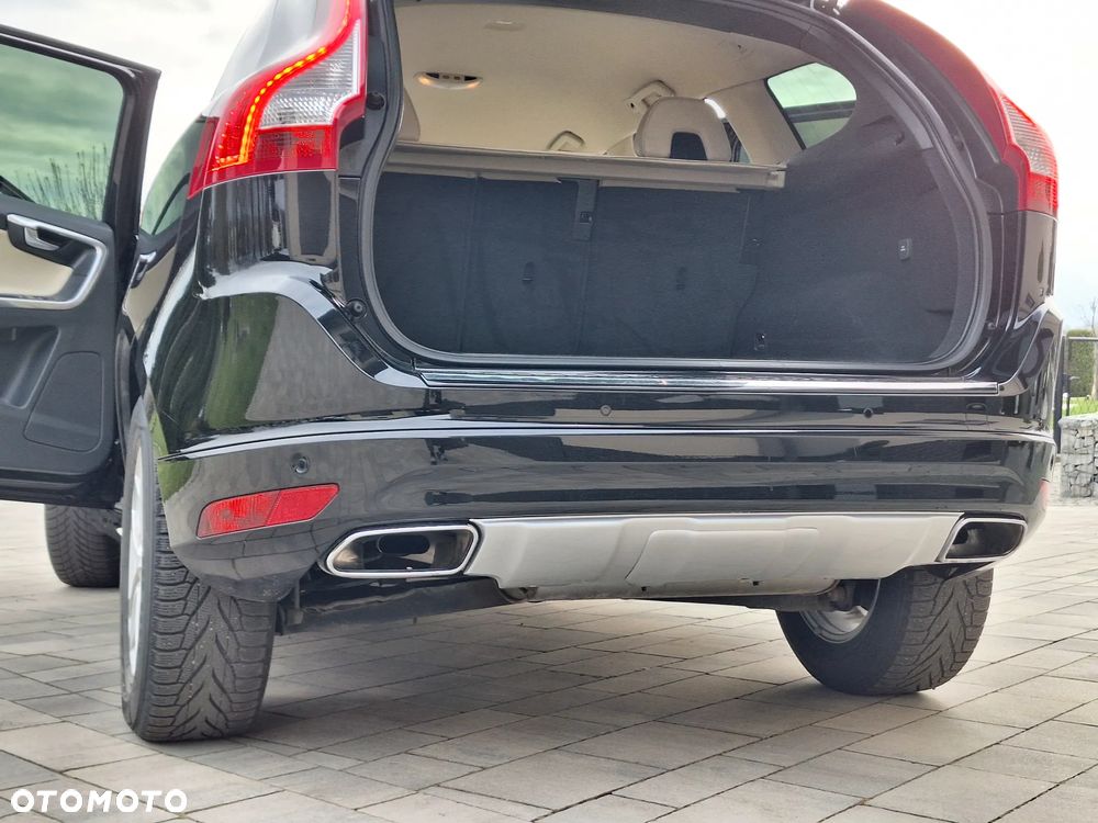 Volvo XC 60 D4 Drive-E Momentum - 29