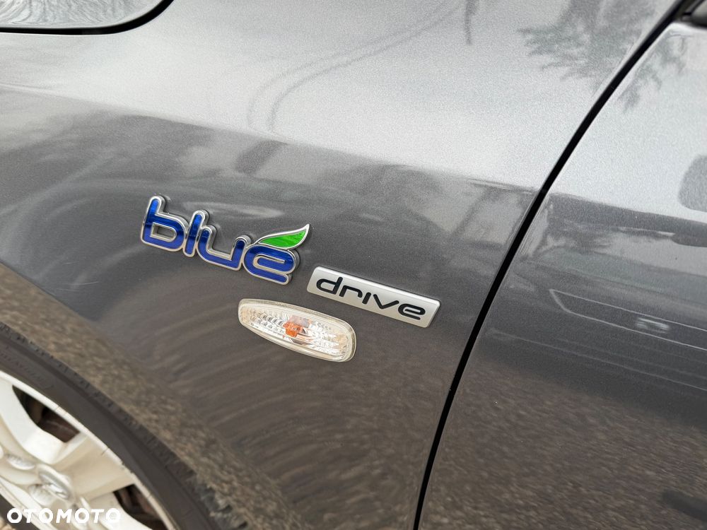 Hyundai i30 1.6 blue Style - 30