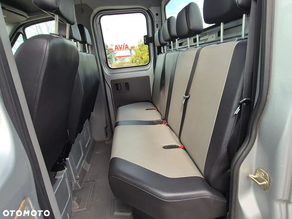 Volkswagen CRAFTER - 21