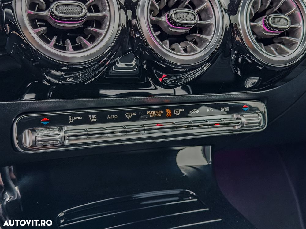 Mercedes-Benz CLA 250 4MATIC 8G-DCT AMG Line Advanced Plus - 25