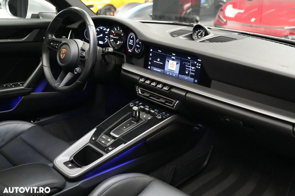 Porsche 911 Carrera PDK - 40