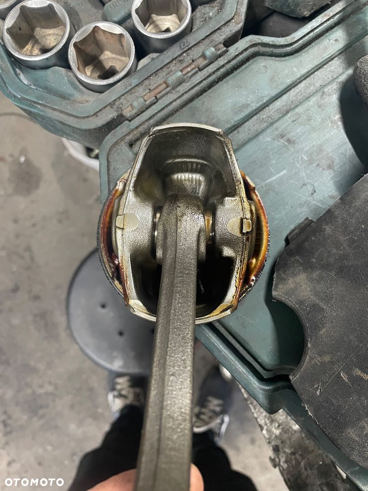 głowica ford 2,0 ecoobbost - 10