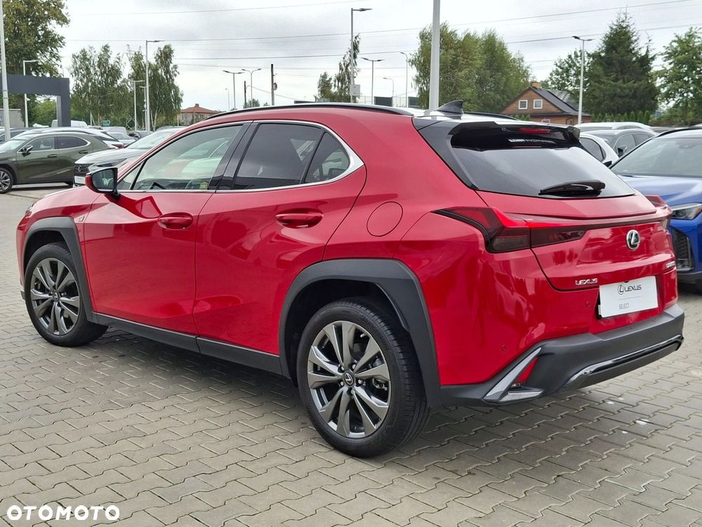 Lexus UX - 34