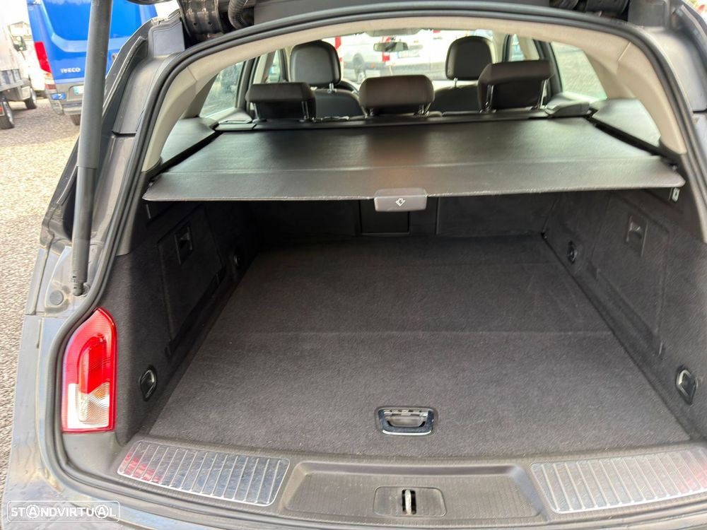 Opel Insignia Sports Tourer 2.0 CDTi Cosmo - 23