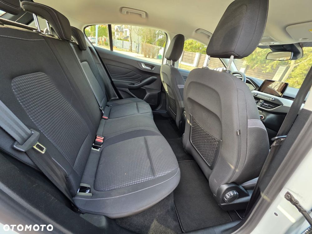 Ford Focus 1.0 EcoBoost Trend Edition Business - 21