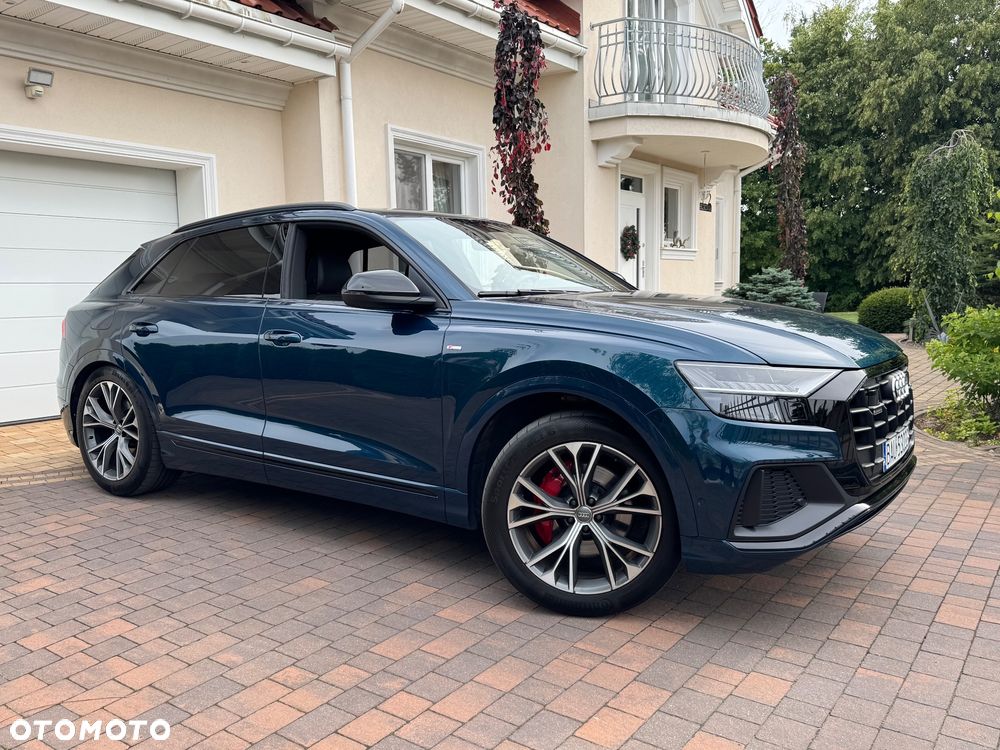 Audi Q8 - 1