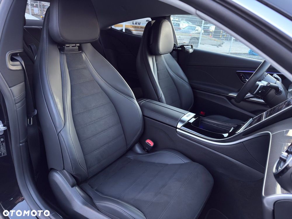 Mercedes-Benz CLE - 23