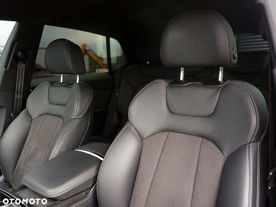 Audi Q8 - 7