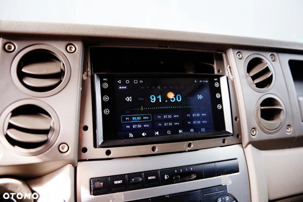 Jeep Commander 3.0 CRD DPF Automatik Limited - 17
