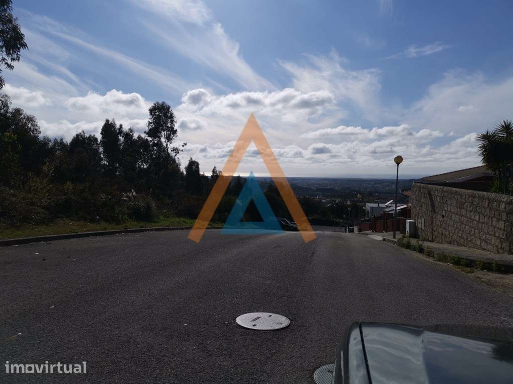 LOTES DE TERRENO Urbanização de Luxo - Grande imagem: 3/8