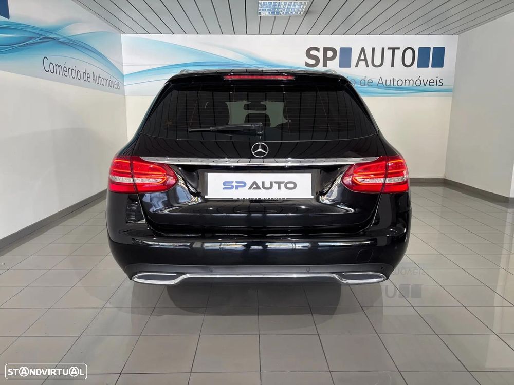 Mercedes-Benz C 200 - 7
