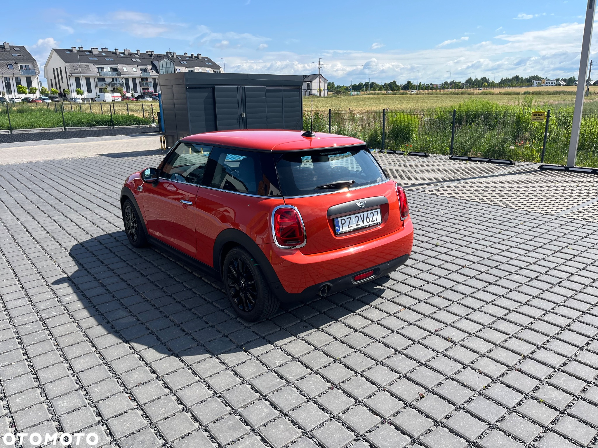 MINI ONE - 8