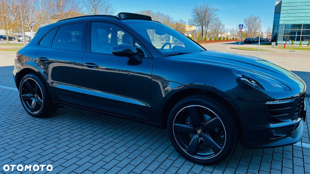 Porsche Macan - 2