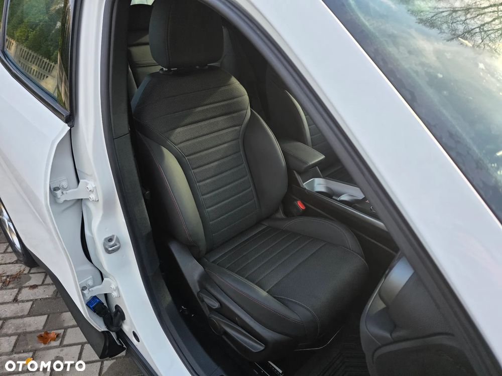 Alfa Romeo Tonale 1.5 T4 GSE mHEV Sprint DCT - 17