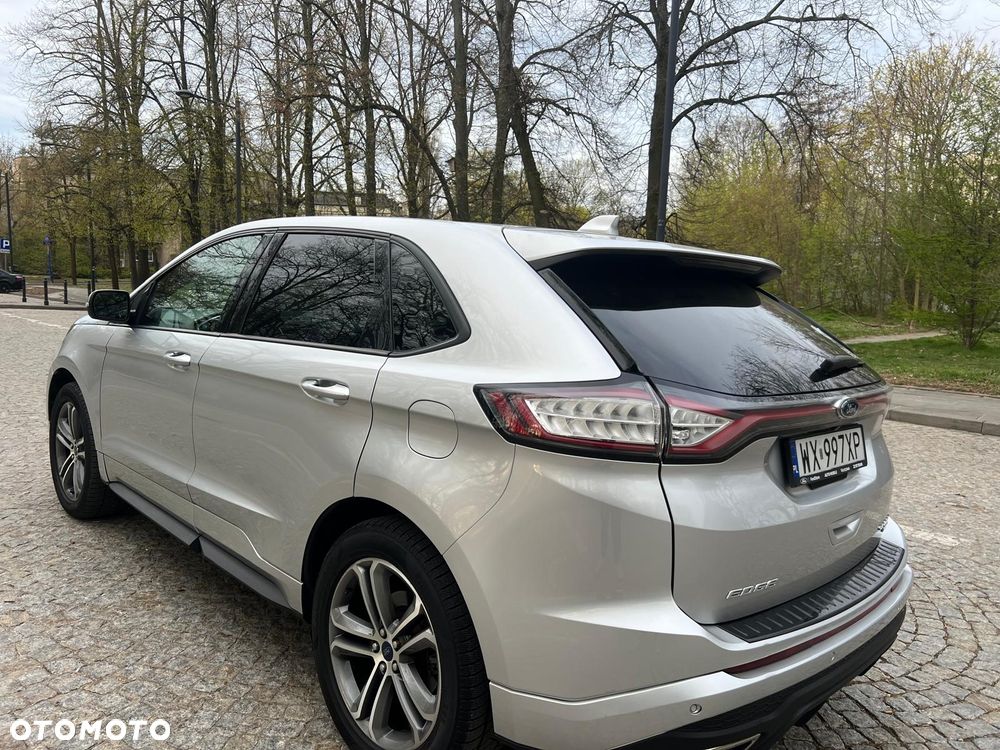 Ford Edge - 4