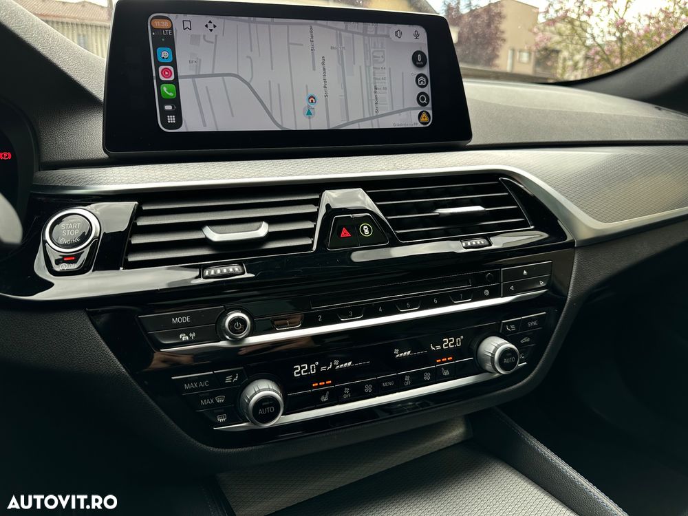 BMW Seria 5 520d Aut. M Sport Edition - 14