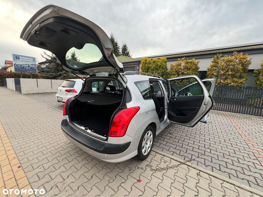 Peugeot 308 1.6 HDi Premium - 17