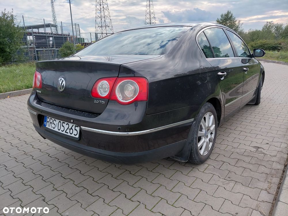Volkswagen Passat 2.0 TDI DPF Comfortline - 5