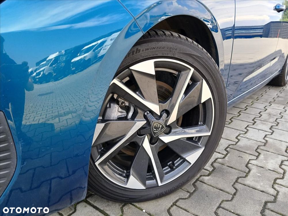 Peugeot 308 Hybrid 136 e-DSC6 Allure - 30