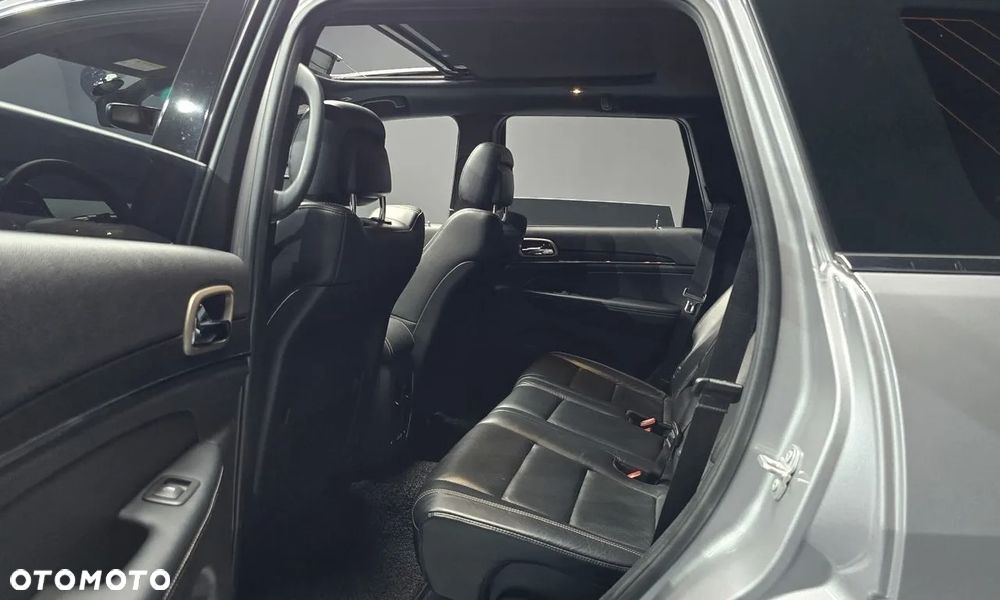 Jeep Grand Cherokee - 15