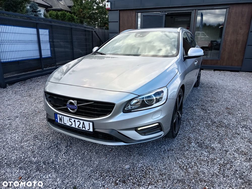 Volvo V60 D4 Geartronic RDesign - 1