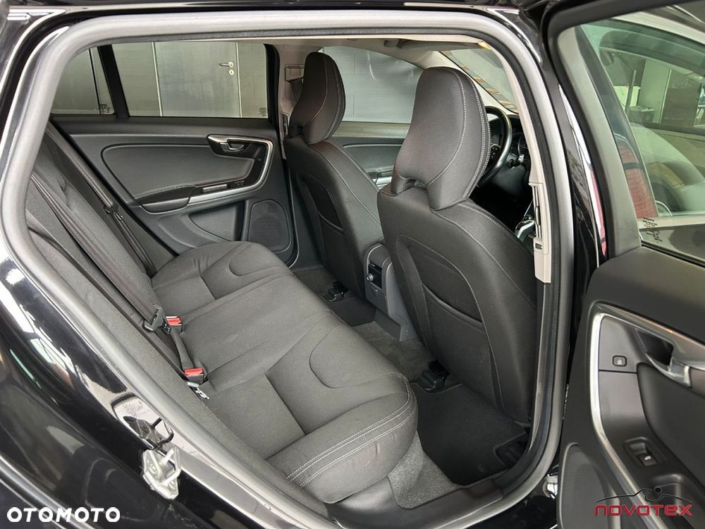 Volvo V60 D2 Geartronic Kinetic - 15