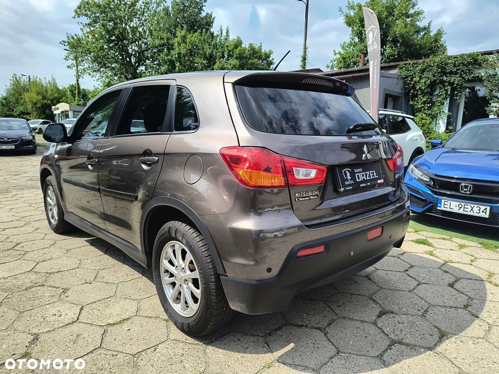 Mitsubishi ASX - 7
