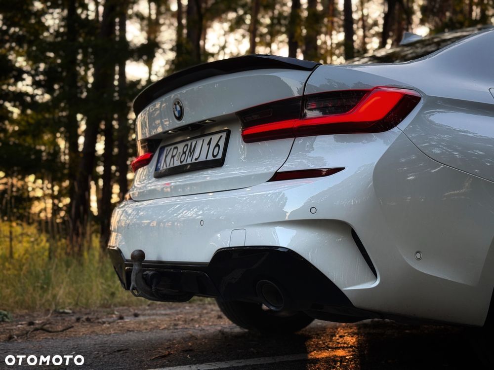 BMW Seria 3 320d M Sport Shadow sport - 9