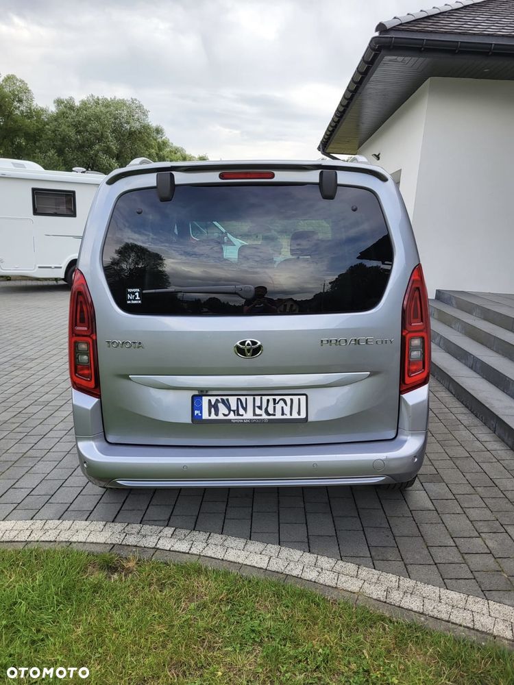 Toyota Proace City Verso 1.5 D-4D Family - 4