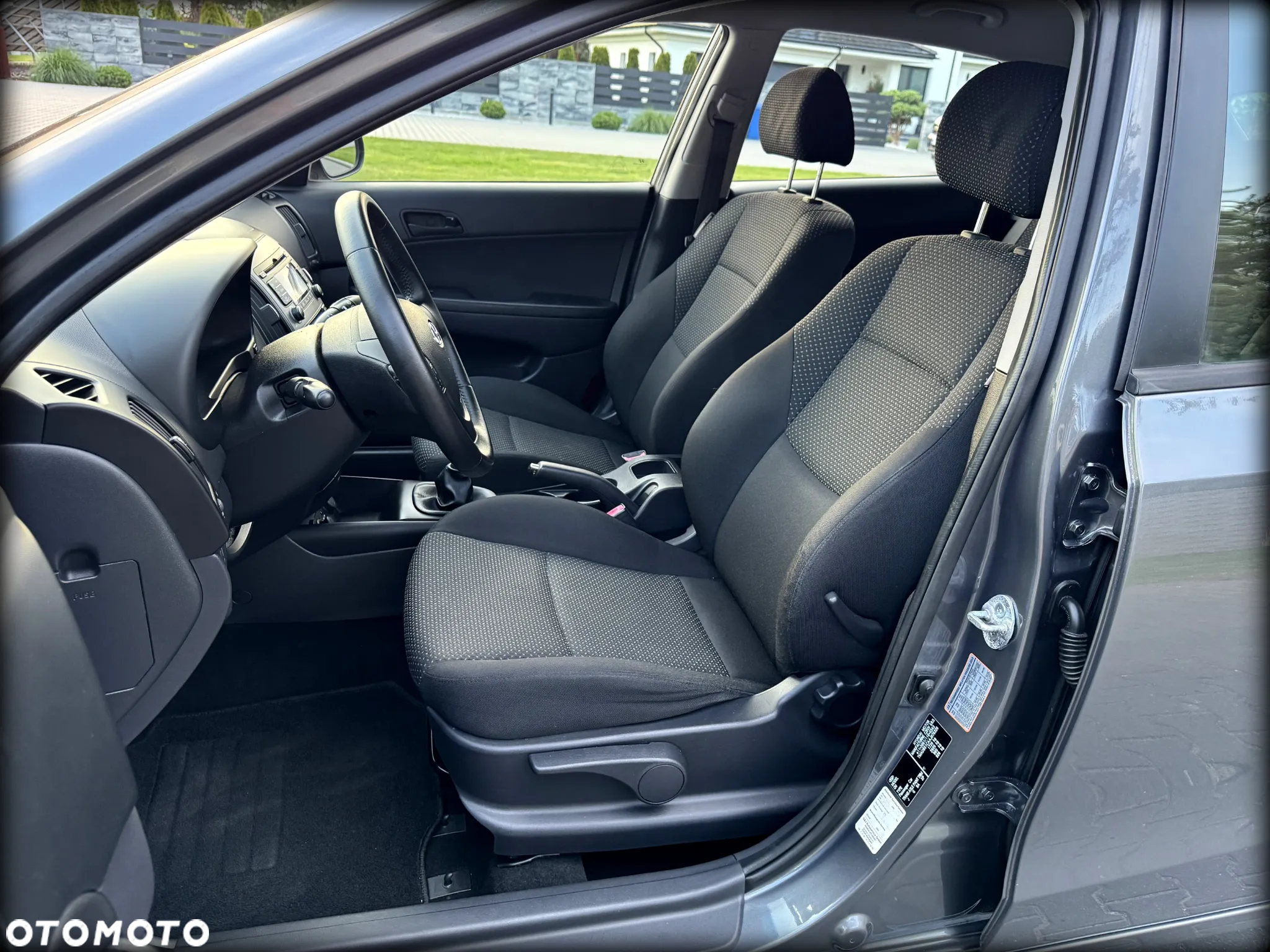 Hyundai i30 1.4 Base - 23