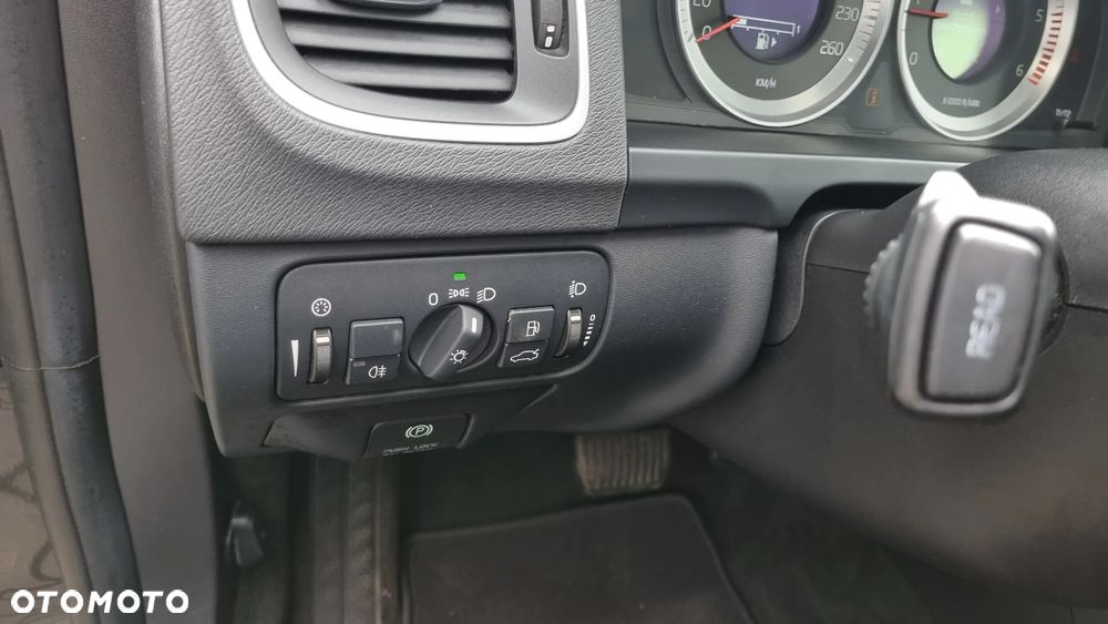 Volvo S60 D3 Geartronic Momentum - 18