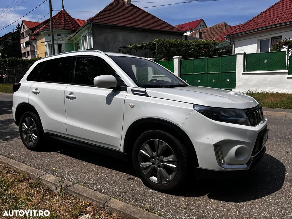 Suzuki Vitara 1.4 Boosterjet AllGrip MHEV Passion - 2