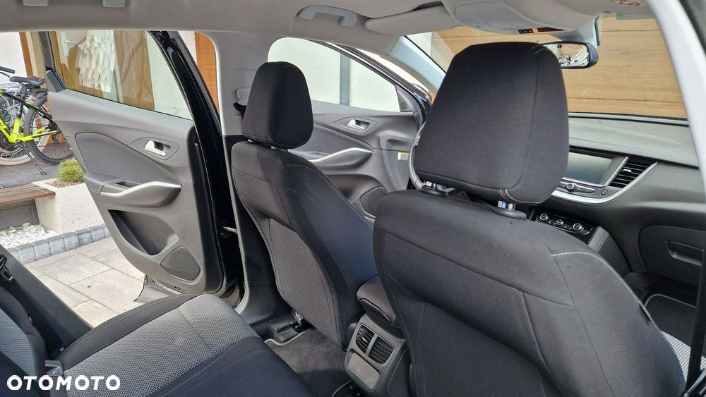 Opel Grandland X - 16