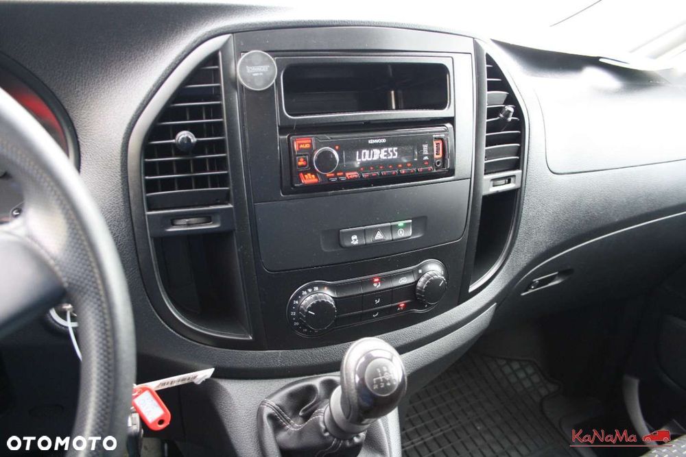Mercedes-Benz VITO - 20