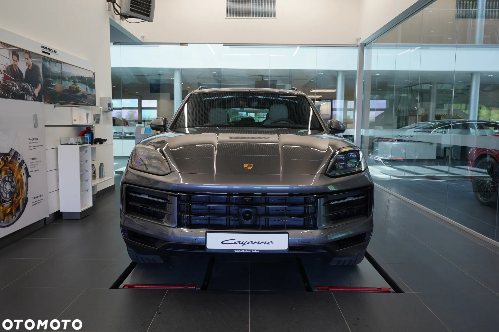 Porsche Cayenne Standard - 4