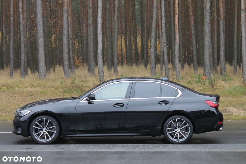 BMW Seria 3 330i - 6