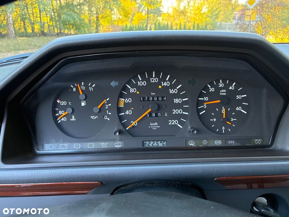 Mercedes-Benz W124 (1984-1993) - 25