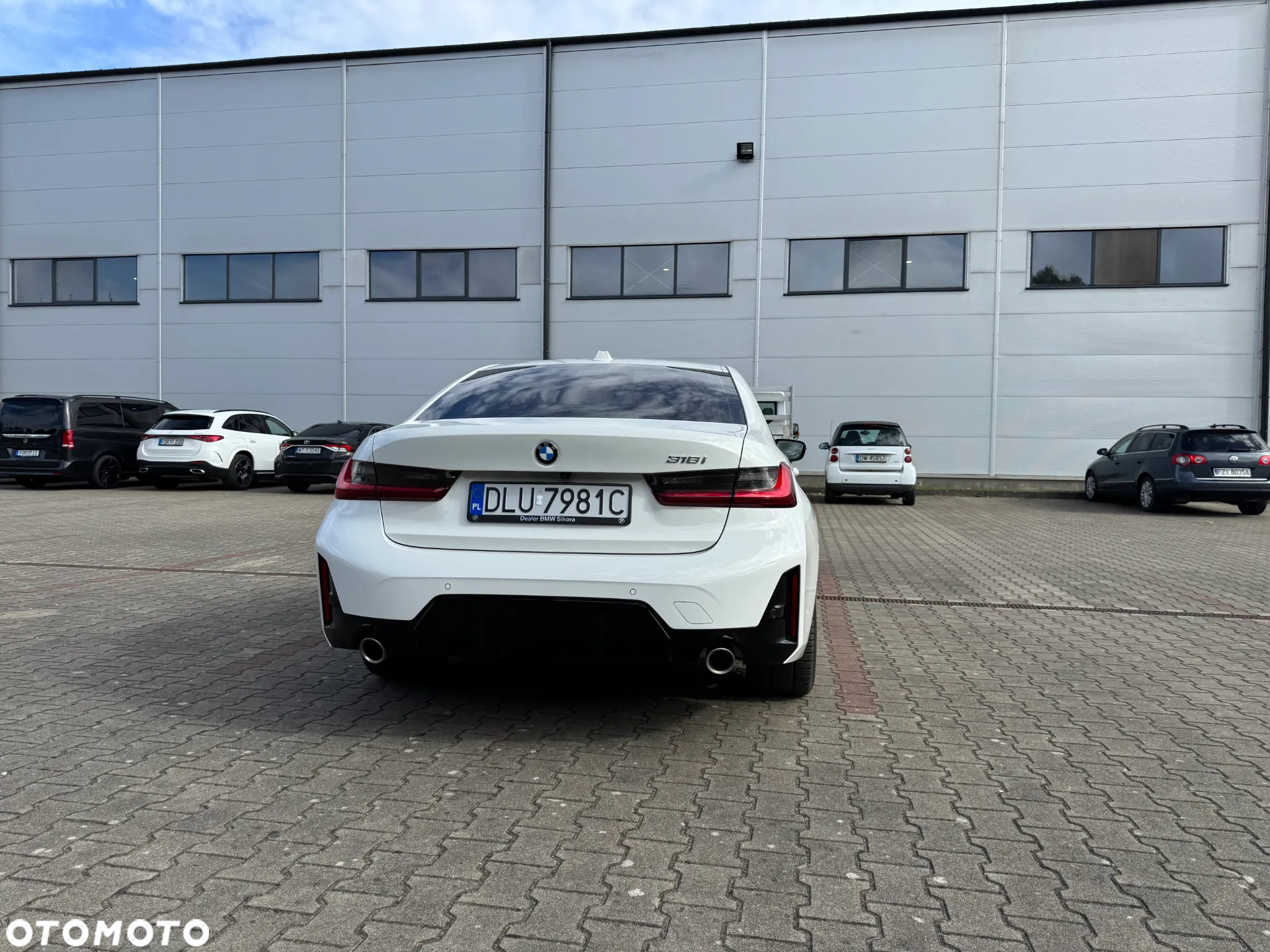 BMW Seria 3 318i - 13