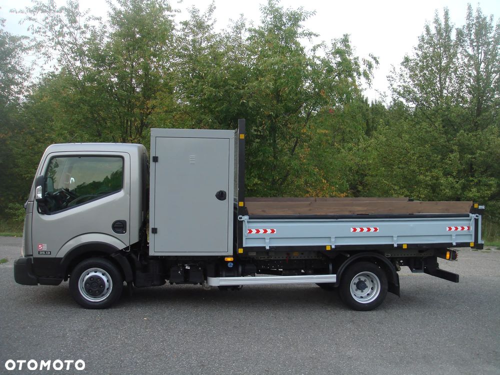 Renault MAXITY - 8